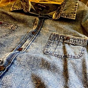 “DENIM GEOLOGY” (L) button down shirt